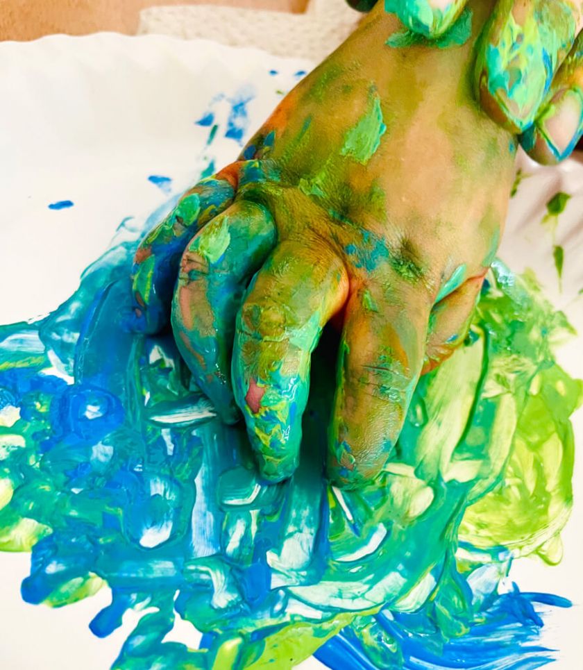 Malende Kinderhand